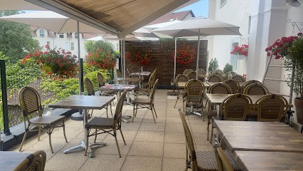 Le Moderne, Restaurant à Valdahon