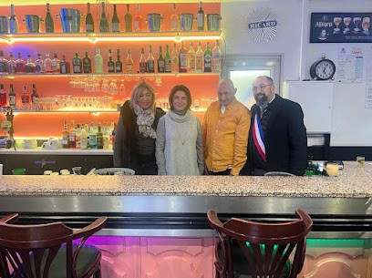 Auberge Les 3 Gares, Restaurant à Meyrargues