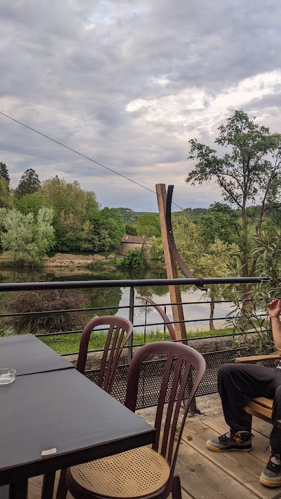Guinguette d'Albas, Restaurant à Albas