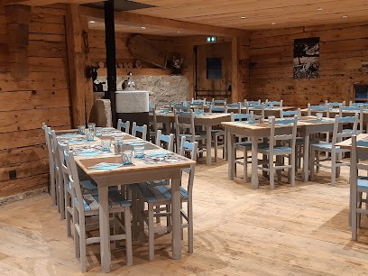 BAR - RESTAURANT LE REPAIRE, Restaurant au Grand-Bornand