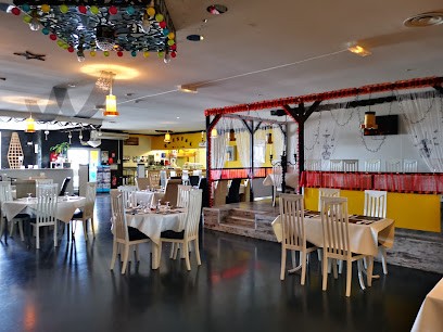 Cristal Restaurant Gril, Restaurant à Sainte-Marie-aux-Chênes