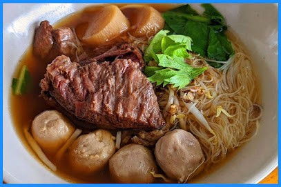 Thaï Ananya Emporter, Restaurant à Nébian