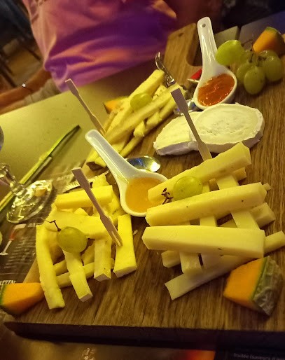 Tapa Loca, Restaurant à Cruscades