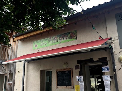 Bar Restaurant Épicerie Des Châtaigniers, Restaurant à Marcols-les-Eaux