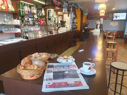 L' ENTRACTE, Restaurant à Roumazières-Loubert