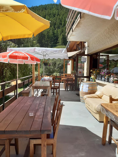 Sarl Queyras Caravaneige Camping Bar Restaurant Restaurant à Abriès-Ristolas