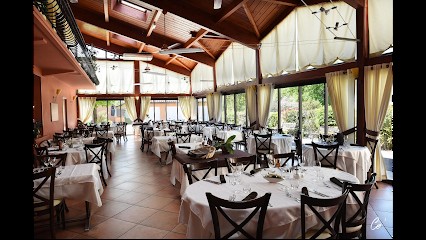 Chez La Mère Bouvier, Restaurant à Montcet