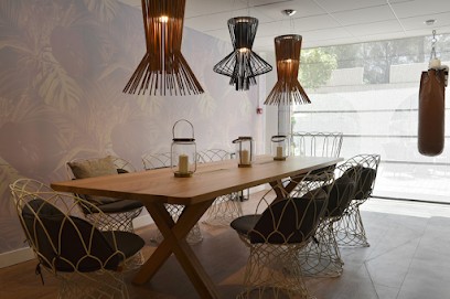 HillSide Bar Lounge & Resto, Restaurant à Valbonne