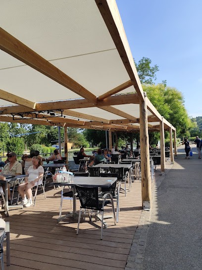 Le Bouillon - Brasserie Des Eaux Vives, Restaurant à Saint-Pierre-de-Boeuf