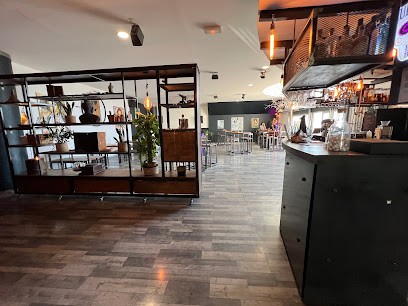 Le Temple De La Danse, Restaurant à Lattes