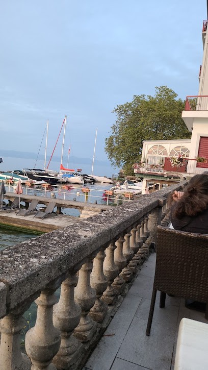 Restaurant La Marina, Restaurant à Publier