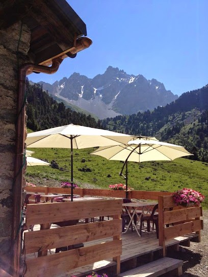 Refuge du Plan, Restaurant aux Allues