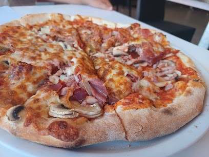 La Diligence Du Chateau, Restaurant à Salses-le-Château