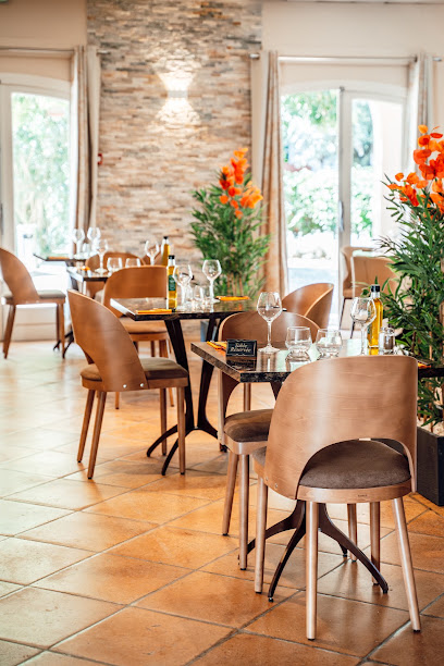 L'orangerie Le Restaurant Restaurant à Nîmes