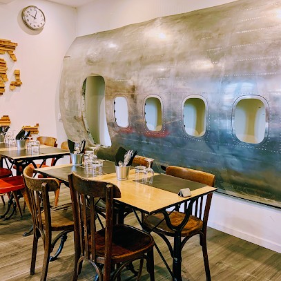 L'Aérogare, Restaurant à Saint-Sulpice-la-Pointe