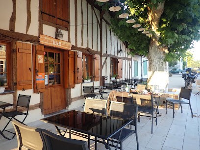 L’oustaou, Restaurant à Geloux