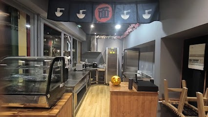 Yoka street food, Restaurant à Cogolin