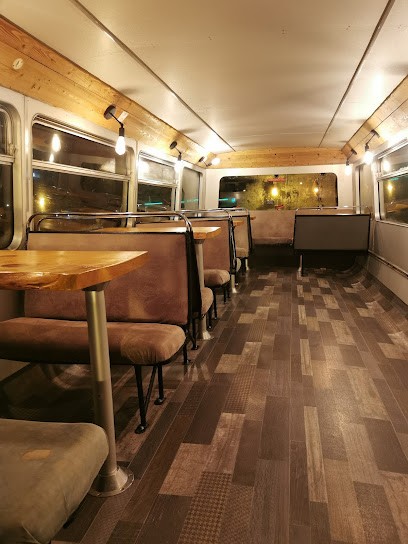 Le Bus Givré, Restaurant à Beaufort