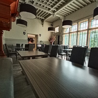 Manoir Sakana, Restaurant à Grigny