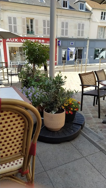 Cafe Francais, Restaurant à Magny-en-Vexin