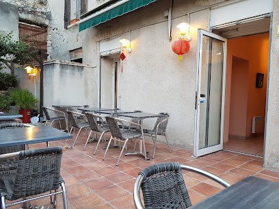 Le Salakha, Restaurant à Villeneuve-lès-Avignon