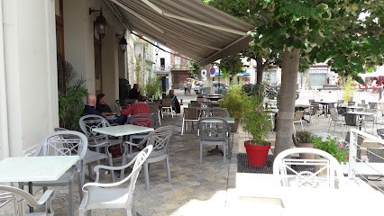 Café Brasserie Le Palace, Restaurant à Quillan