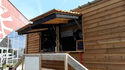 La cantine solidaire du Tipi, Restaurant au Cellier