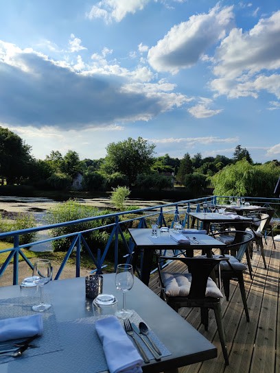 Hostellerie Les Griffons, Restaurant à Bourdeilles