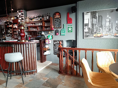 Bad Luck Saloon Restaurant à Pau