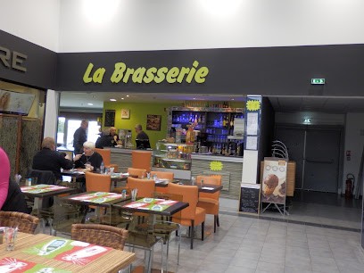 La Brasserie, Restaurant à Charmes