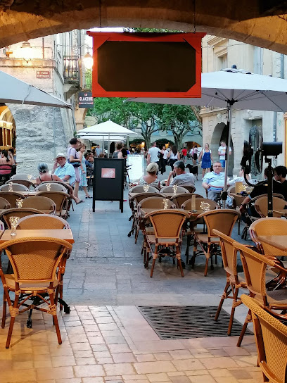 Au Suisse D'alger Restaurant à Uzès