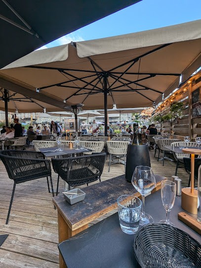 Les Copeaux, Restaurant aux Gets