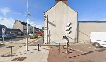 Rbq, Restaurant à Villemandeur