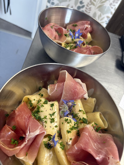 Storia Della Pasta Restaurant à Lorette