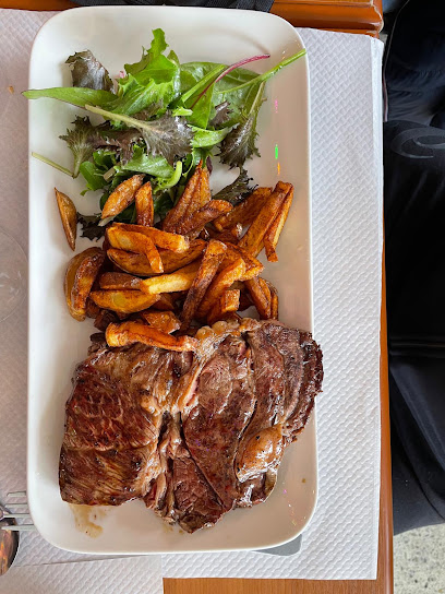 Le Bidule64 Restaurant à Ger