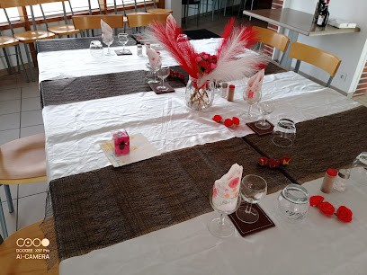 Aux gens bons, Restaurant à Thionne