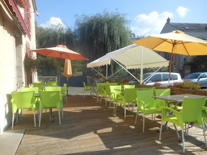 Auberge La Chaumière, Restaurant à Chéniers