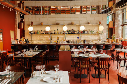 Ypseli Restaurant à Paris 02