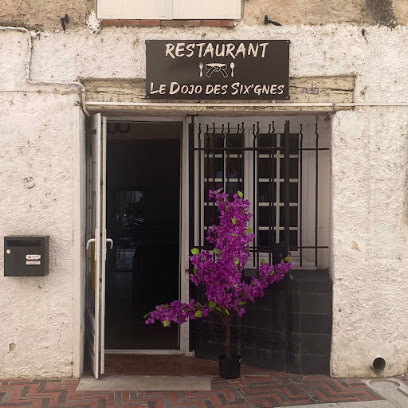 Le Dojo Des Six'gnes Restaurant à Signes