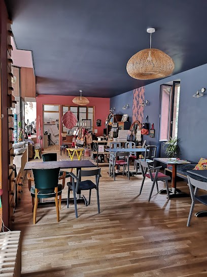La Fabrique du Rougier, Restaurant à Villecomtal