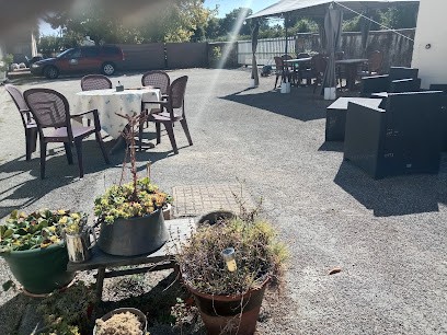 Le Pommier Salon de thé, Restaurant à Clussais-la-Pommeraie