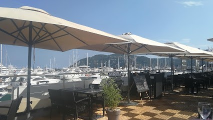 Le Voilier - Restaurant Mandelieu La Napoule, Restaurant à Mandelieu-la-Napoule