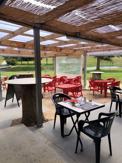 Snack Plan d'eau d'Alboussière, Restaurant à Alboussière