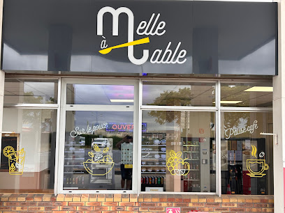 Distributeur Melle À Table Restaurant à Melle
