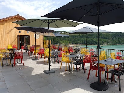 Restaurant Chalet du pont de la pyle & sur la plage Le Snack De la Mercantine. Lac de Vouglans JURA, Restaurant à La Tour-du-Meix