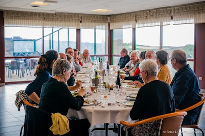 Les Salons Du Golf, Restaurant à Ploemeur