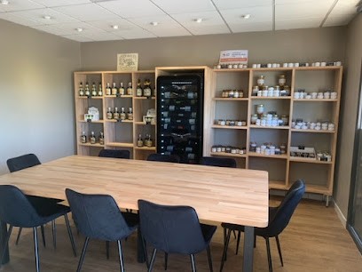 La Fromagerie Des Papilles, Restaurant à Ussac