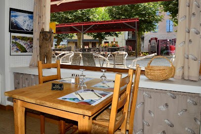 Bar des 3000 - La Table D'antan, Restaurant à Auzat