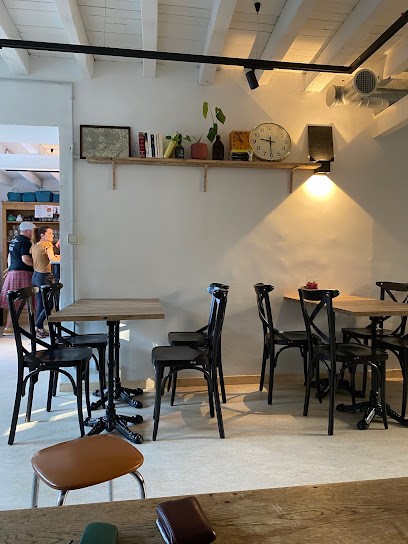 Le Bistrot, Restaurant à Germaine