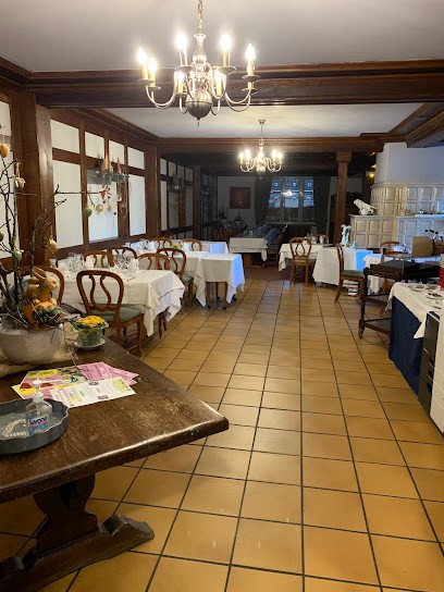 Aux Comtes De Hanau, Restaurant à Ingwiller